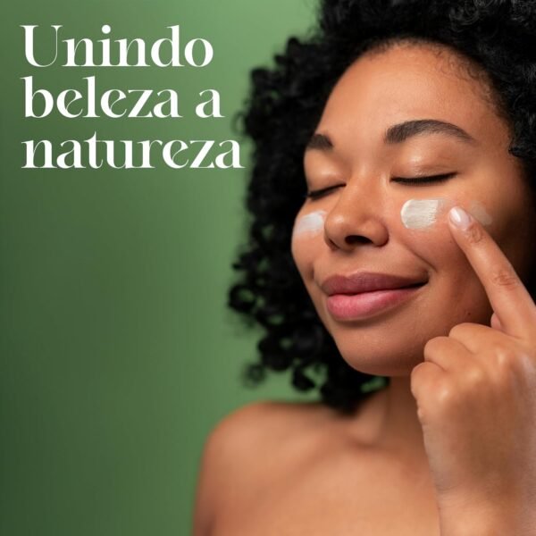 Creme Hidratante Facial - VEGANO - Nutre e Rejuvenesce - Ácido Hialurônico, Hidratação Profunda - Não Testado em Animais, Fórmula Natural, Hipoalergênico - H'originée Brasil - 60ml - Imagem 7