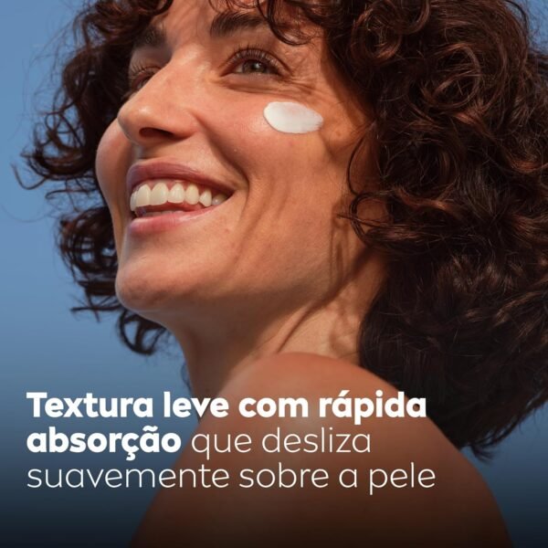 NIVEA Creme Facial Antissinais Q10 Power Dia FPS 30 Pele Mista a Oleosa 50g - Reduz rugas e linhas de expressão, hidrata intensivamente e ajuda a controlar o brilho da pele - Imagem 6