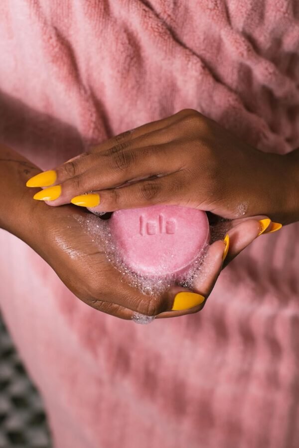 Lola Cosmetics Shampoo Em Barra Cachos - Image 3