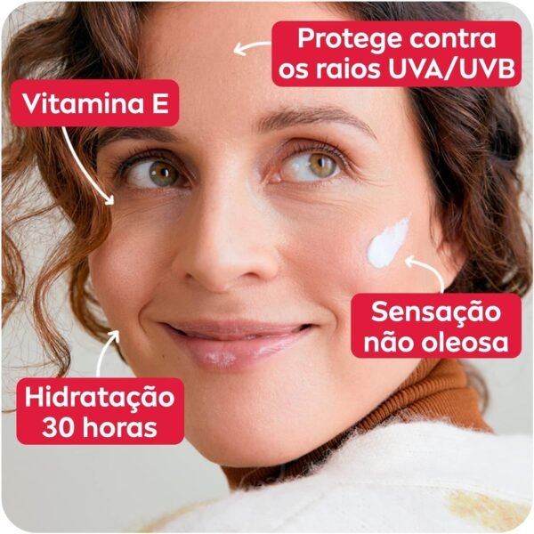 NIVEA Creme Facial Antissinais 100g - Sua fórmula com hidronutrientes e vitamina E é de rápida absorção, firma e reduz linhas de expressão e protege a pele contra os raios UVA/UVB - Imagem 3