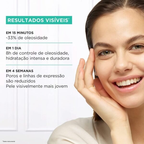 L'Oréal Paris Gel Creme Hidratante Preenchedor Antioleosidade Revitalift Hialurônico, 49g - Imagem 2