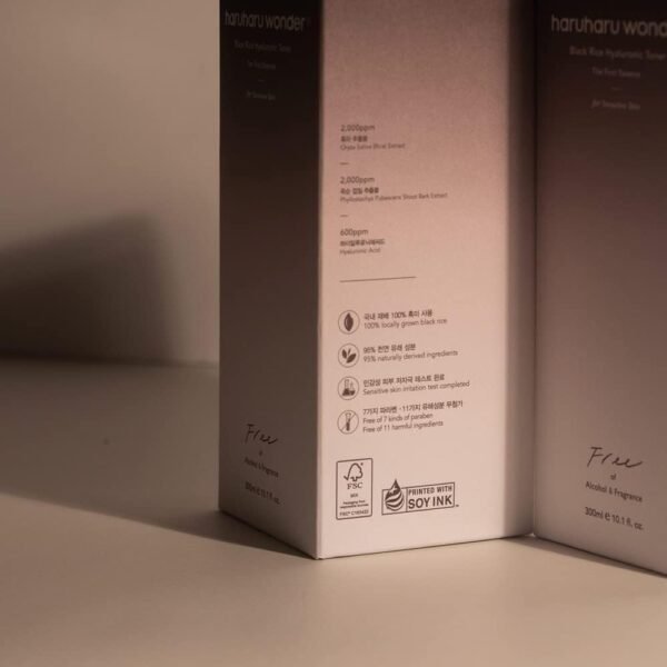 Haruharu Wonder Black Rice Hyaluronic Toner for Sensitive Skin, 10.1 fl oz / 300ml | Alcohol Free, Fragrance Free | Vegan, Cruelty Free, EWG-Green - Imagem 3