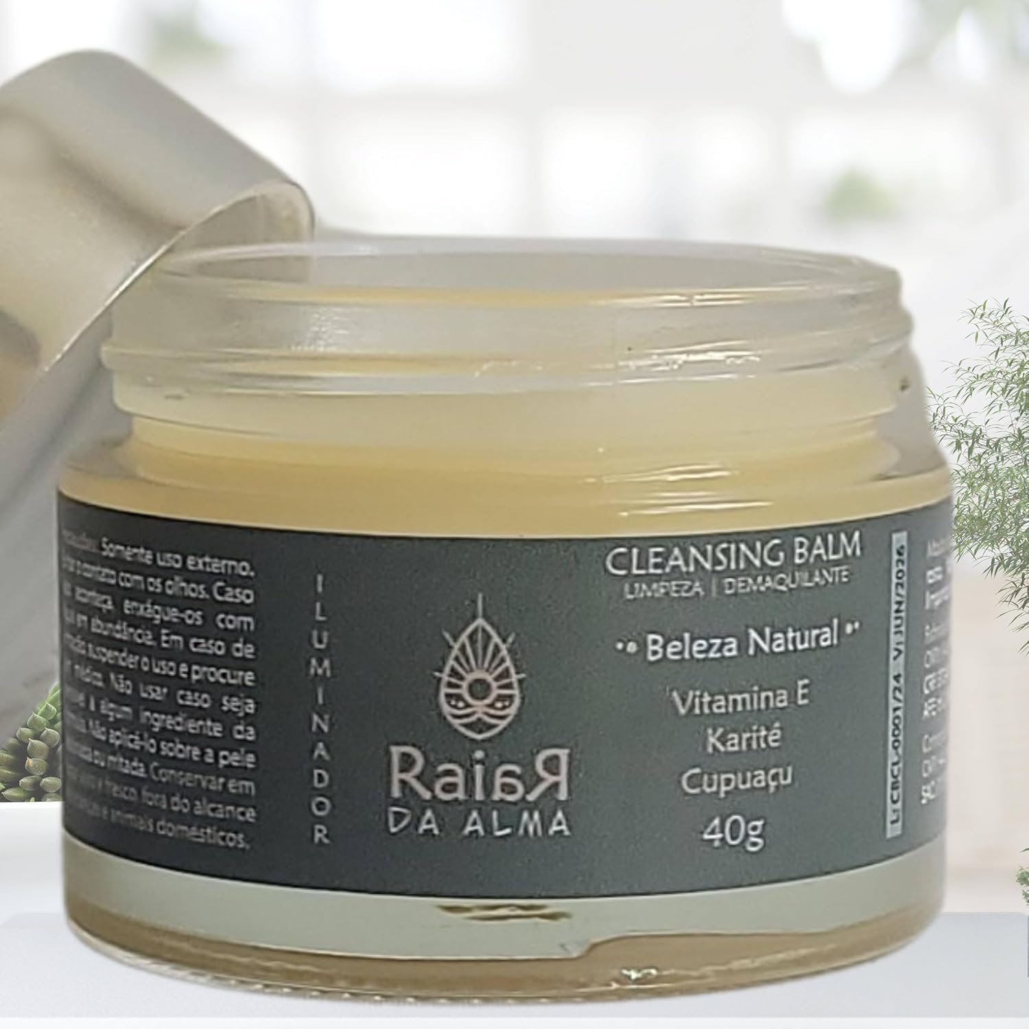 Cleansing Balm Demaquilante e Limpeza Diária I Natural e Vegano I Vitamina E, Karité e Cupuaçú, Óleos de Semente de Uva, Capim-Limão, Lavanda e Gerânio I Purifica, Nutre, Renova e Ilumina. Livre de químicos e de origem animal 1 Cleansing Balm Demaquilante e Limpeza Diária I Natural e Vegano I Vitamina E, Karité e Cupuaçú, Óleos de Semente de Uva, Capim-Limão, Lavanda e Gerânio I Purifica, Nutre, Renova e Ilumina. Livre de químicos e de origem animal