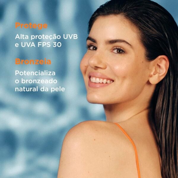 ISDIN Protetor Solar Corporal e Bronzeador HydroOil FPS 30 - 200ml - Imagem 2
