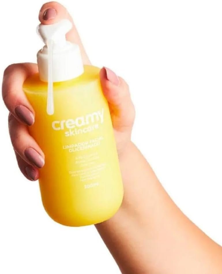 Kit Creamy Limpador Facial Glicerinado 200ml + Sérum Vitamina C 30ml + Protetor Solar Watery Lotion FPS 60 50ml 2 Kit Creamy Limpador Facial Glicerinado 200ml + Sérum Vitamina C 30ml + Protetor Solar Watery Lotion FPS 60 50ml - Imagem 2