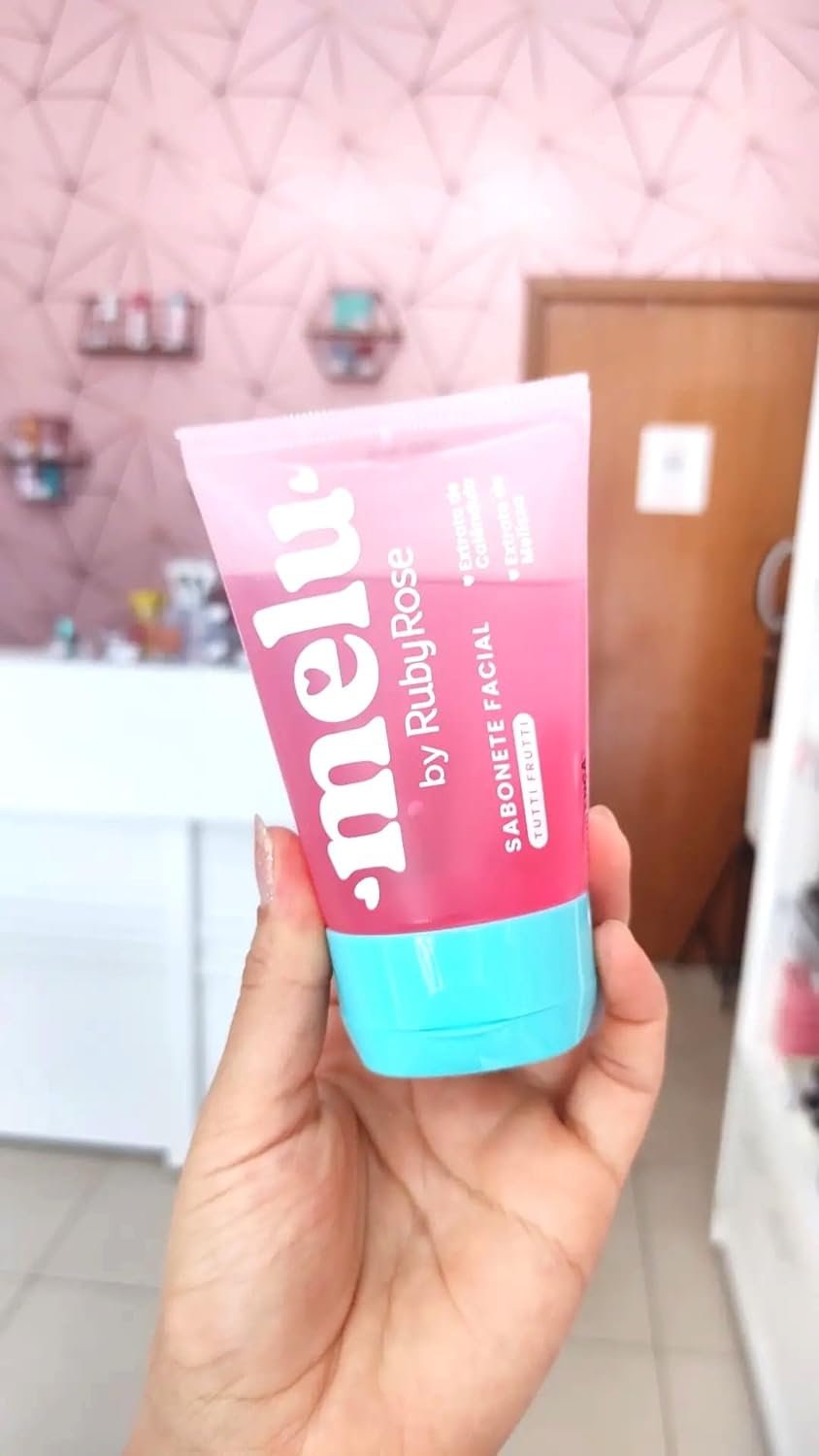 Kit Skincare Melu by Ruby Rose Cuidado Facial Sabonete Tutti Frutti Tônico Água Micelar Sérum 2 Kit Skincare Melu by Ruby Rose Cuidado Facial Sabonete Tutti Frutti Tônico Água Micelar Sérum - Imagem 2