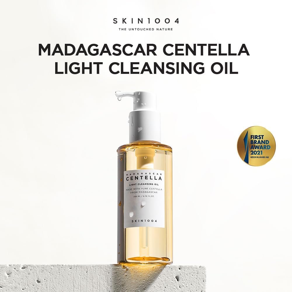 SKIN1004 Madagascar Centella Light Cleansing Oil 6.76 fl.oz, 200ml 2 SKIN1004 Madagascar Centella Light Cleansing Oil 6.76 fl.oz, 200ml - Imagem 2